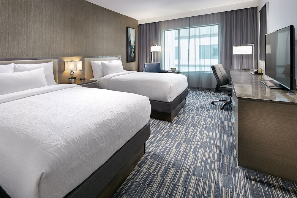 Hilton Garden Inn San Diego Downtown Bayside - photo 6