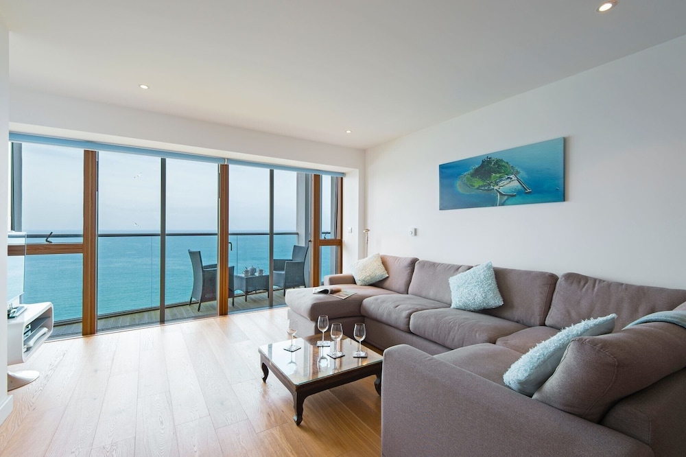 Glas Mor — 4-Star Luxury Hotel in St Ives, United Kingdom