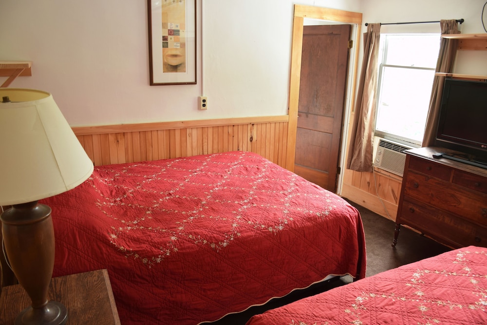 The Baseball Hotel - photo 69