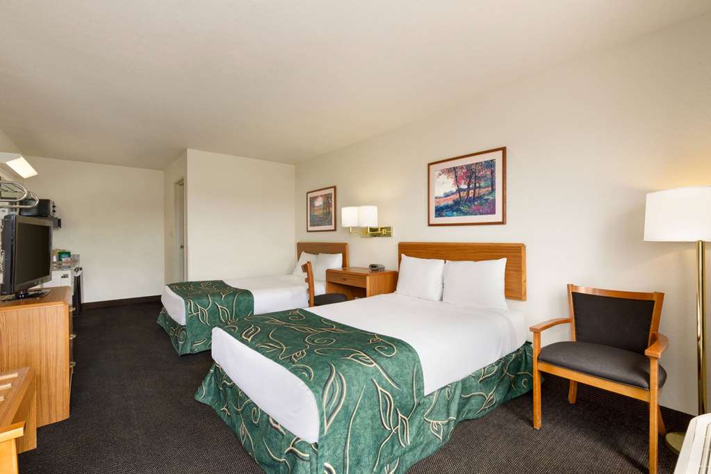 Travelodge by Wyndham Sharon Springs - photo 10