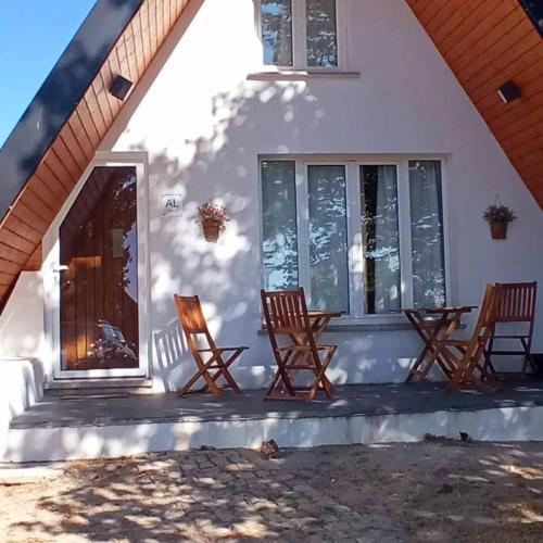 Chale Acolhedor Penhas Da Saude Serra Da Estrela — 4-Star Luxury Hotel in Covilha, Portugal