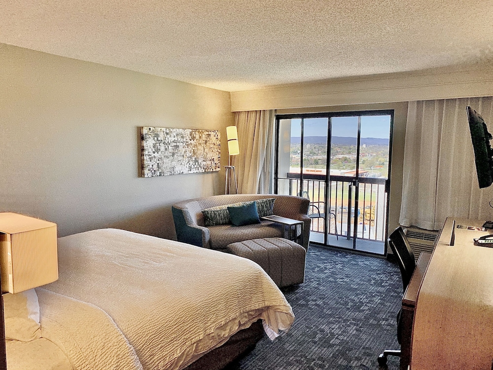 Courtyard by Marriott Harrisonburg - photo 5