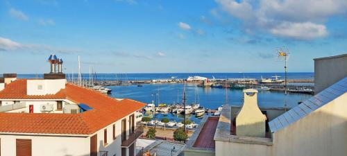 Atico Espacioso En El Mediterraneo Con Vistas Al Puerto de Cambrils in Cambrils, Spain