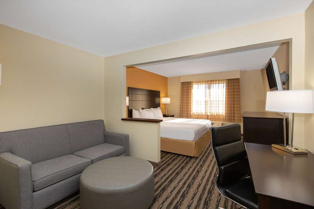 La Quinta Inn by Wyndham Lincoln Nebraska - photo 44