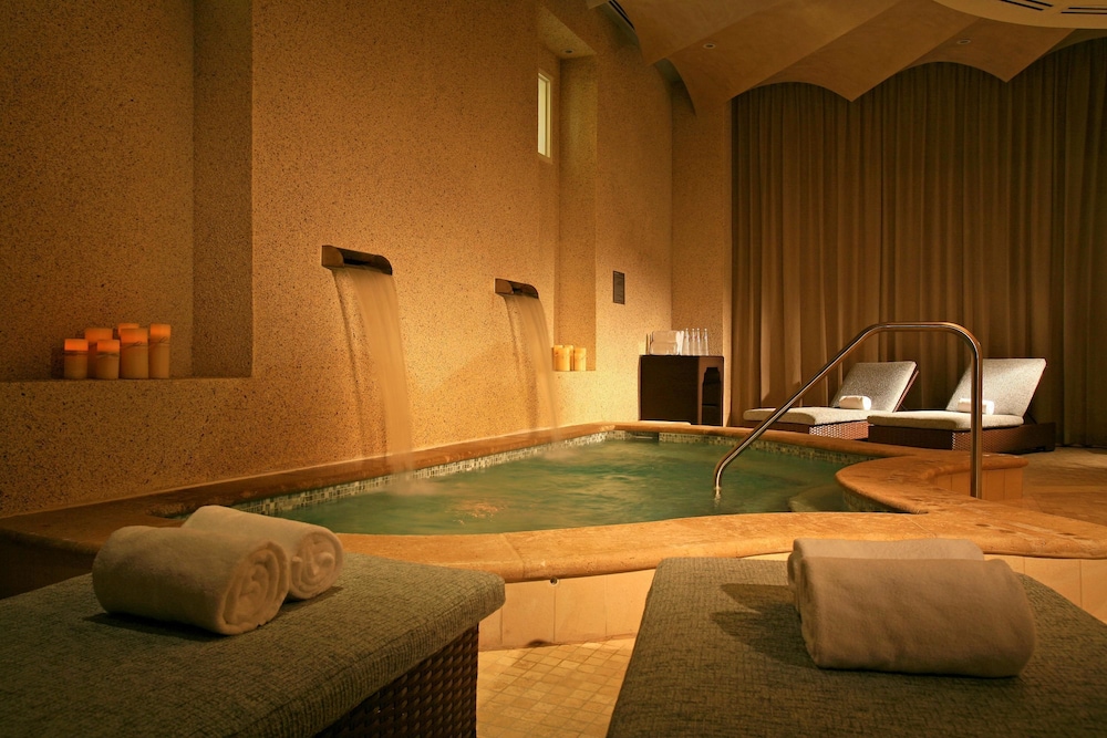 Sandpearl Resort - photo 17