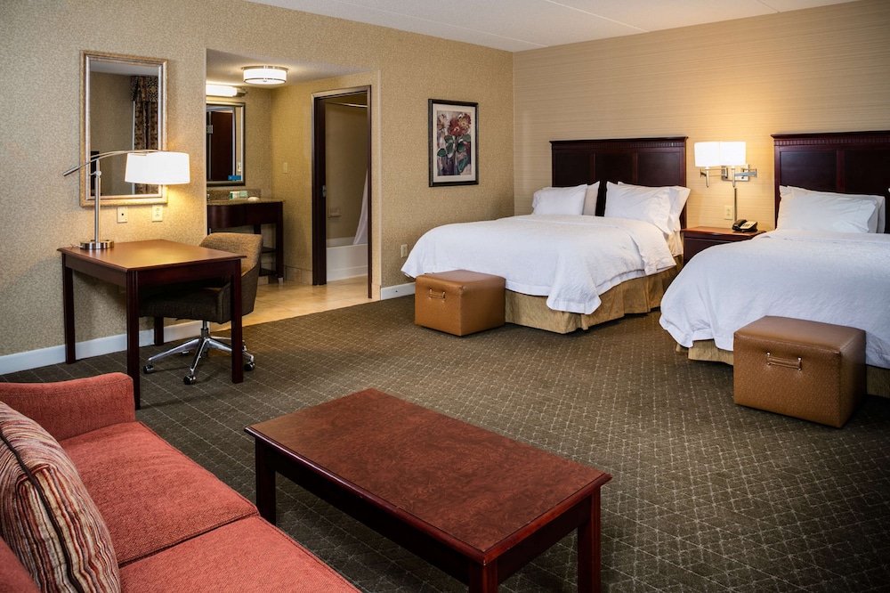 Hampton Inn & Suites Toledo Perrysburg - photo 26
