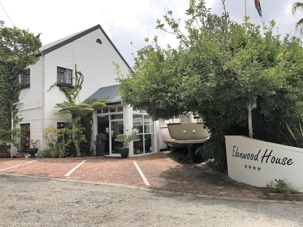 Edenwood Guest House — 4-Star Luxury Hotel in George, South Africa