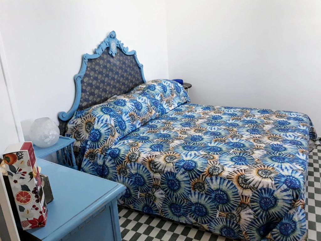 La finestrella dell arte un orizzonte da guardare in Anzio, Italy