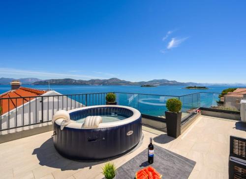Villa Zvonimir — 4-Star Luxury Hotel in Janjina, Croatia