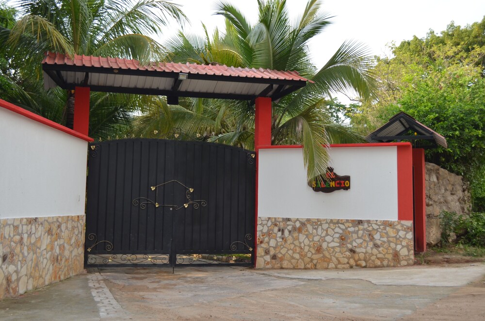 El Silencio Hotel Campestre - carbon neutral hotel in Rivera
