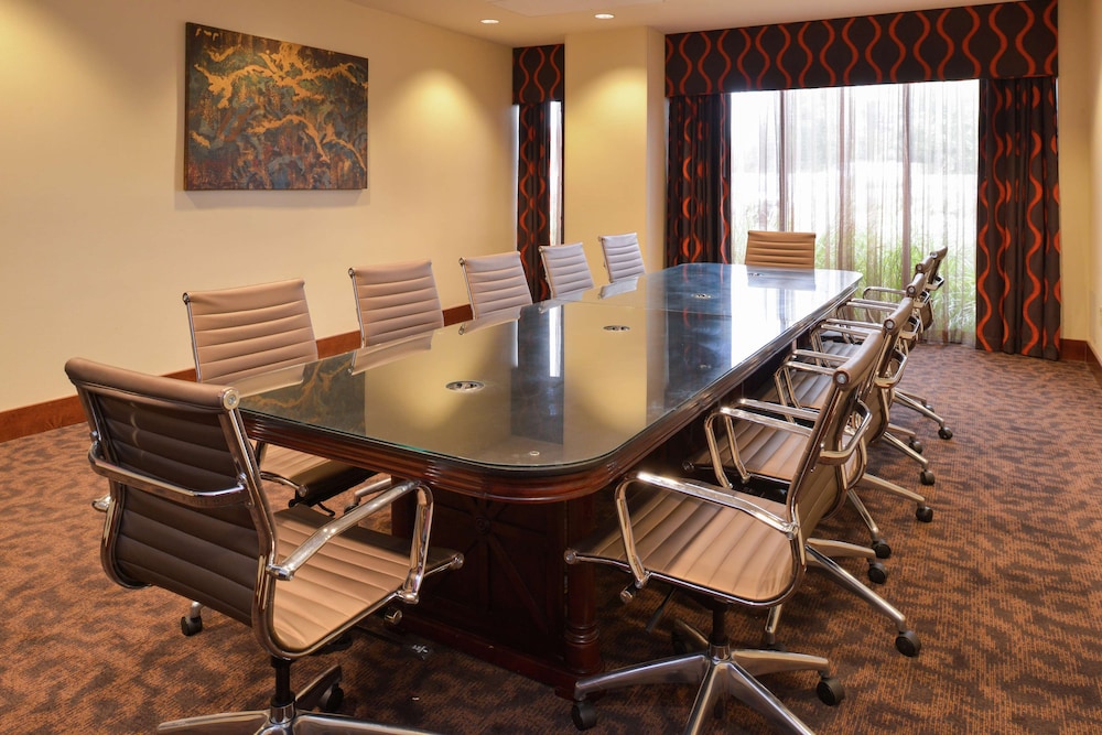 Hampton Inn Frederick - photo 53