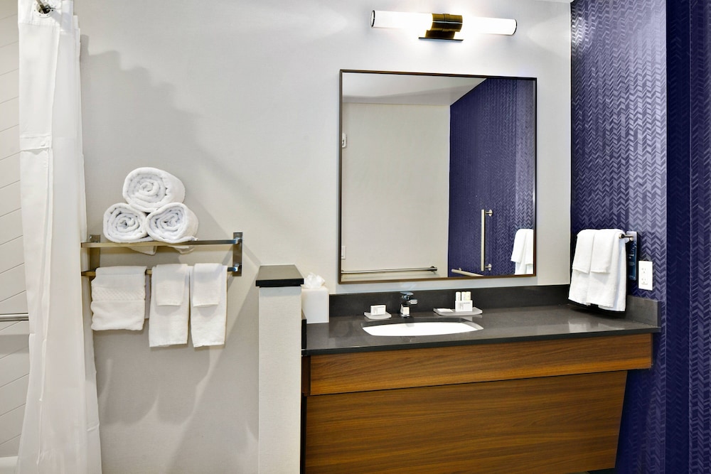 Fairfield by Marriott Inn & Suites Deerfield Beach Boca Raton - photo 12