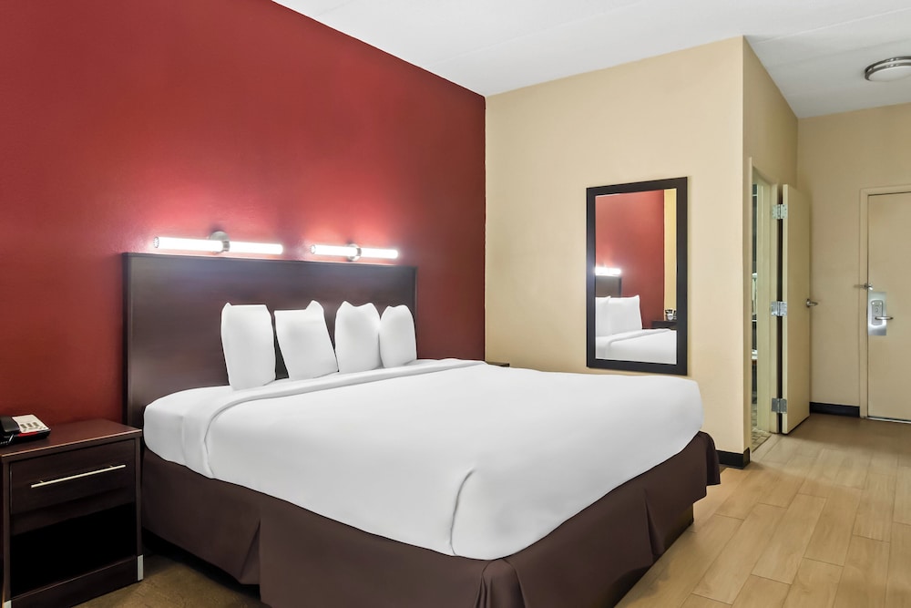Red Roof Inn PLUS Jacksonville Southpoint - photo 15