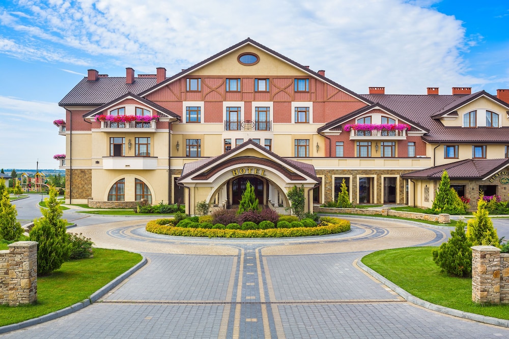 Panska Gora - carbon neutral hotel in Ukraine