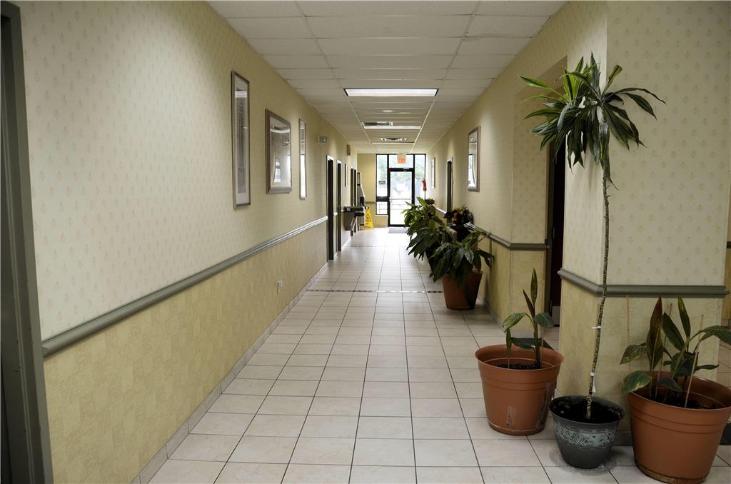 Days Inn by Wyndham Luray Shenandoah - photo 8