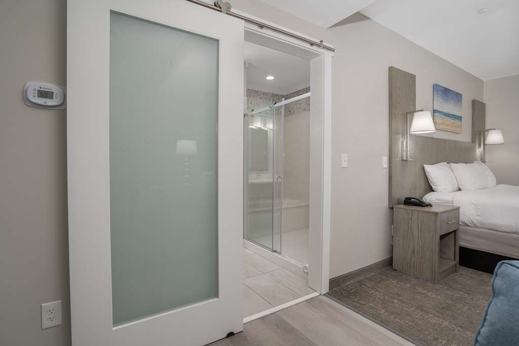 Lighthouse Suites Best Western Signature Collection - photo 23