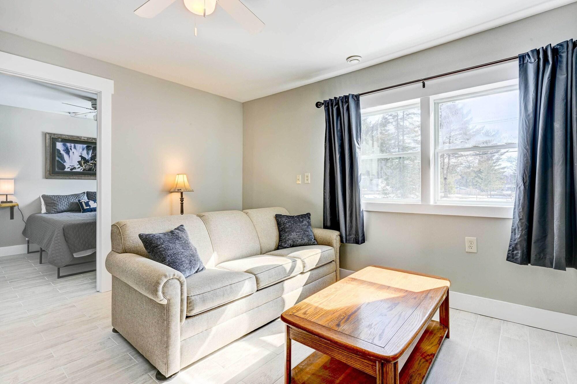 Charming Alger Retreat 2 Mi to Skidway Lake - last minute hotel in Skidway Lake