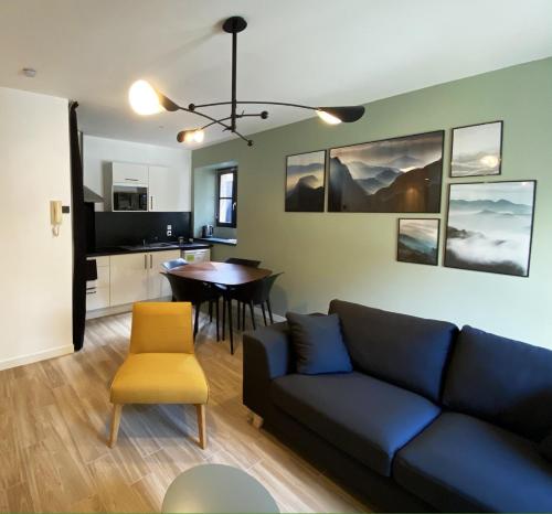 Le Celeste: Hypercentre Quiet And Parking in Poitiers, France