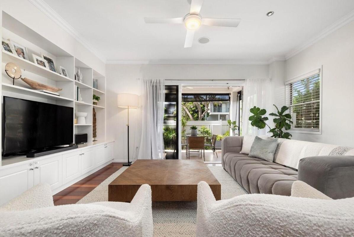 Maison Marie: Cinebar Getaway 4 Bedrooms 2.5 Baths — 4-Star Luxury Hotel in Brisbane, Australia