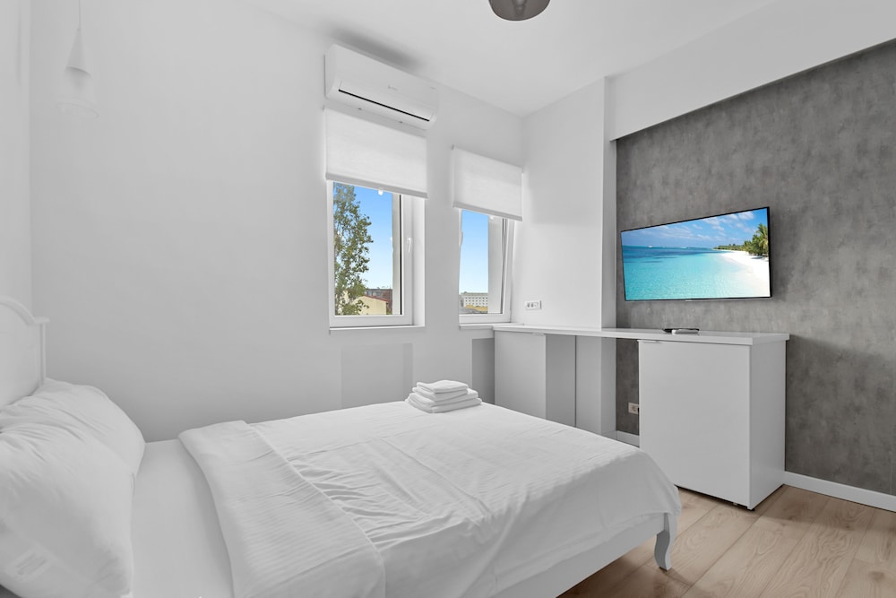 Small & Chic Studio - carbon neutral hotel in Bucharest