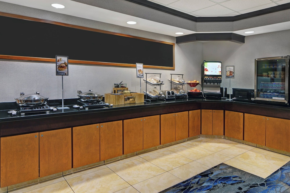 Fairfield Inn & Suites by Marriott Carlsbad - photo 37