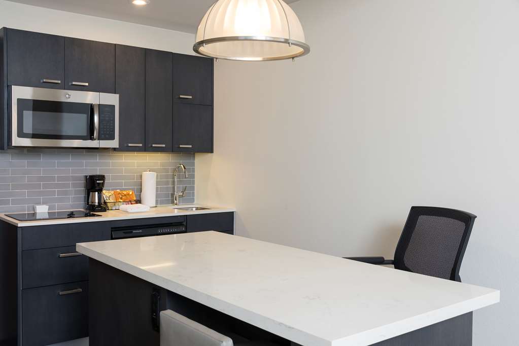 Hyatt House Austin Downtown - photo 8