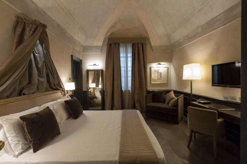 Palazzo - carbon neutral hotel in Fossano