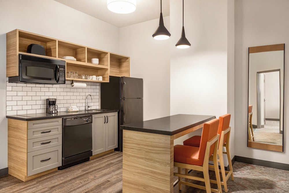 Candlewood Suites Mount Pleasant by IHG - photo 39
