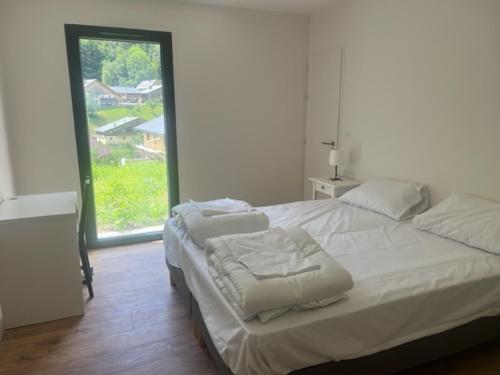 Luxurious new villa in the Alpes with sauna and jacuzzi — 4-Star Luxury Hotel in Bellevaux, France