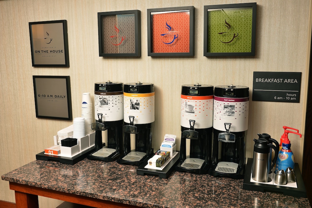 Hampton Inn Springfield South - photo 14
