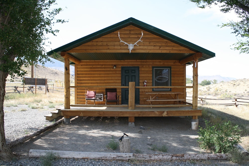 The Historic Wapiti Lodge - photo 51
