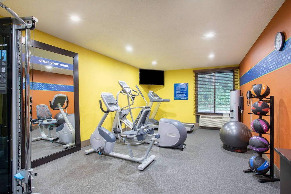 Hampton Inn Fishkill - photo 20