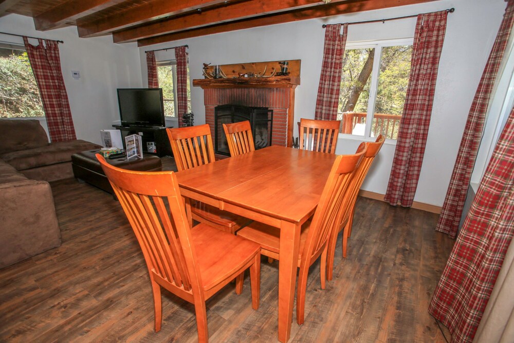 Little Swiss Inn - photo 19