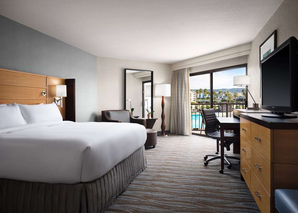 Sonesta Redondo Beach & Marina - photo 34