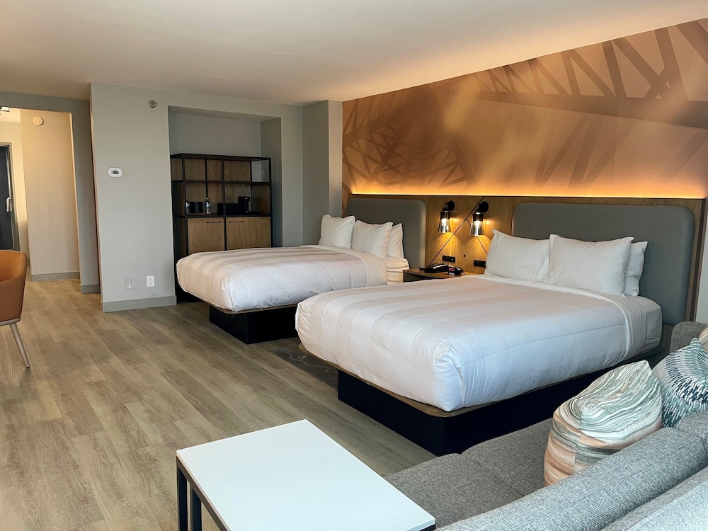 Houston Marriott North - photo 17