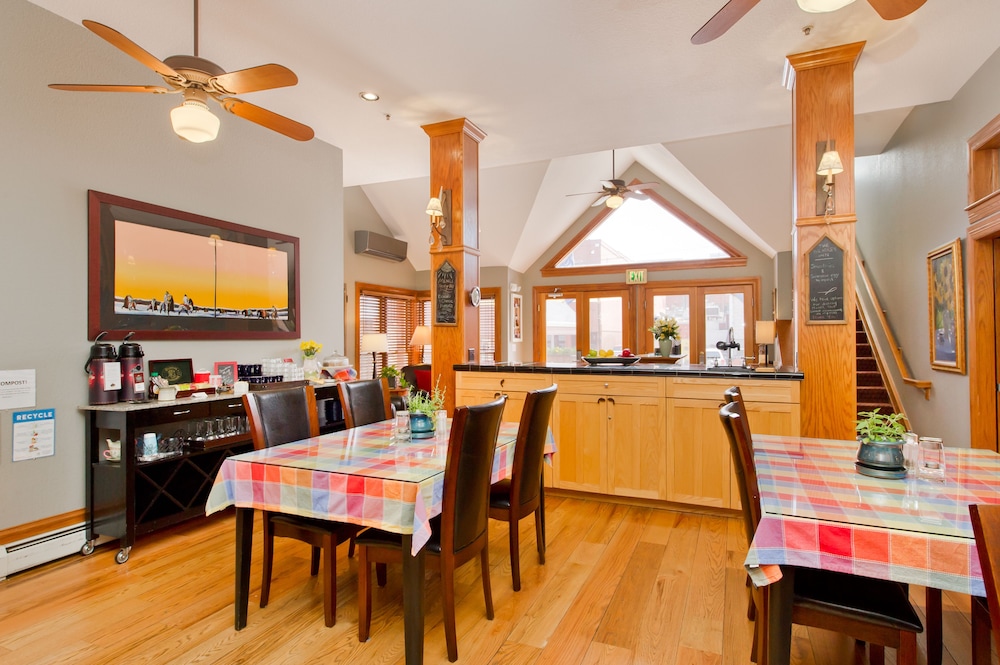 Bradley Boulder Inn - photo 9
