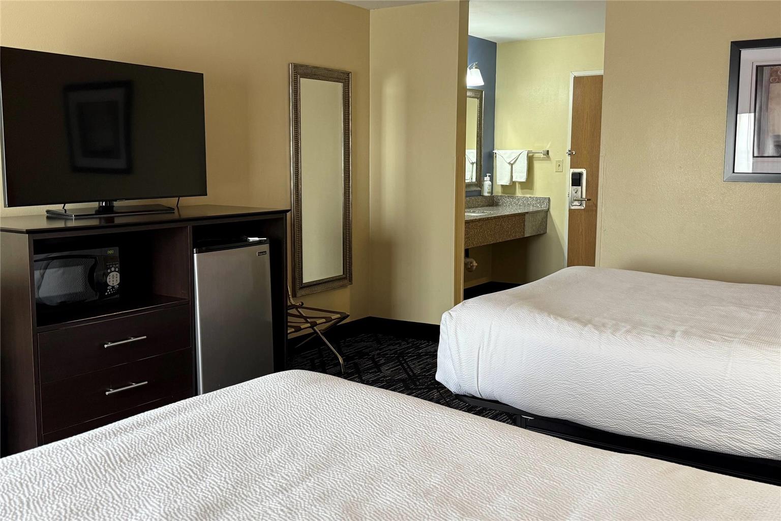 Baymont by Wyndham Evansville North Haubstadt - photo 10