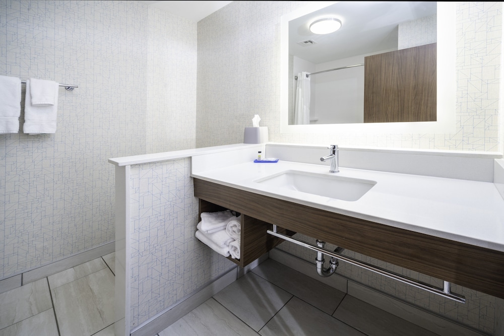 Holiday Inn Express & Suites Rock Hill by IHG - photo 25