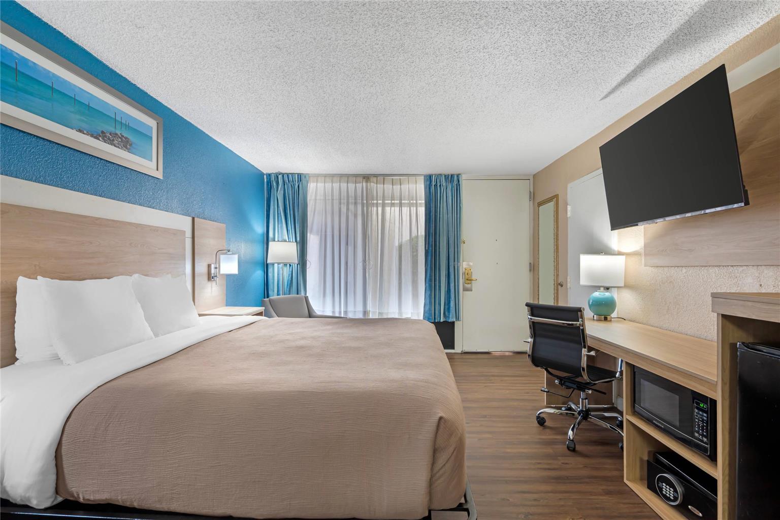 Quality Inn & Suites Conference Center - photo 13