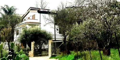 Menzel el Emir — 4-Star Luxury Hotel in Misilmeri, Italy