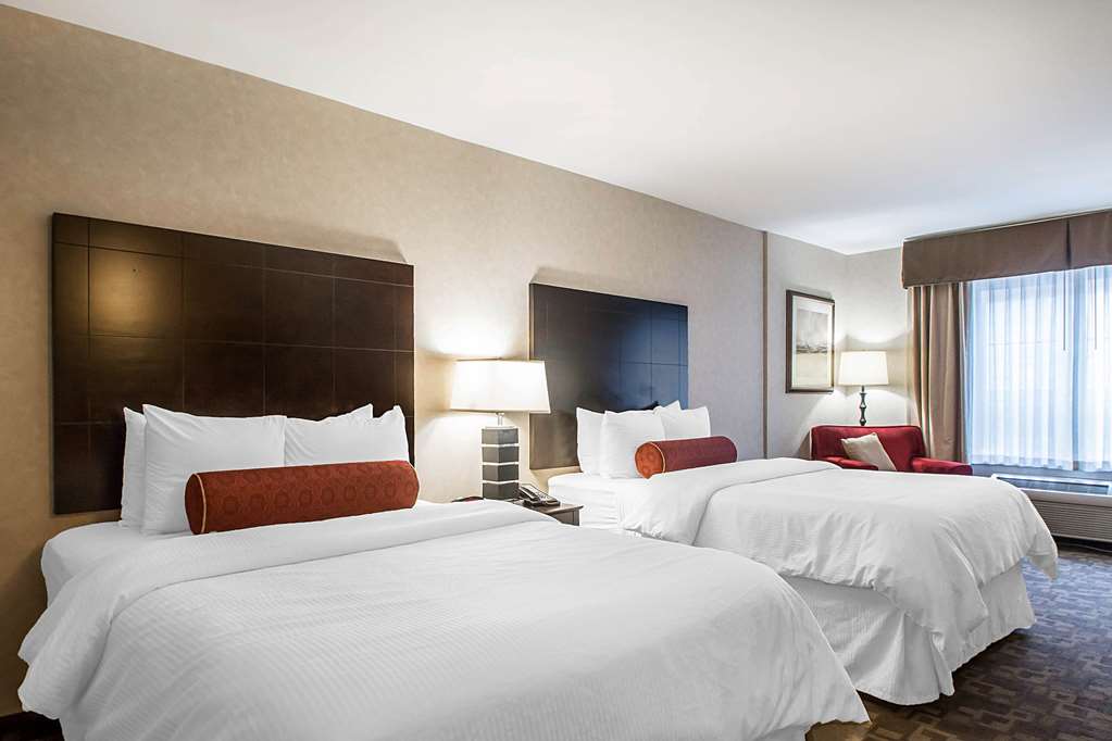 Clarion Inn Elmhurst Oak Brook near I 88 I 290 I 294 - photo 15