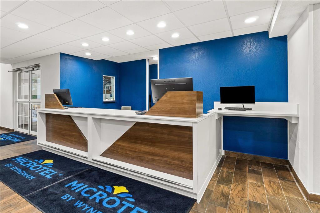 Microtel Inn & Suites by Wyndham Salisbury - photo 8