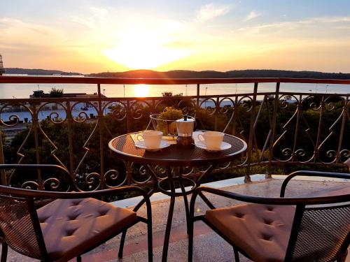App Obrovac in the centre with amazing sea view — 4-Star Luxury Hotel in Pula, Croatia