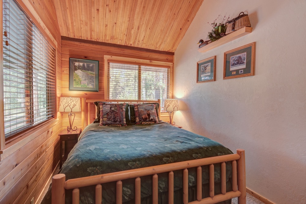 Pine Needle Lane 7 - photo 23