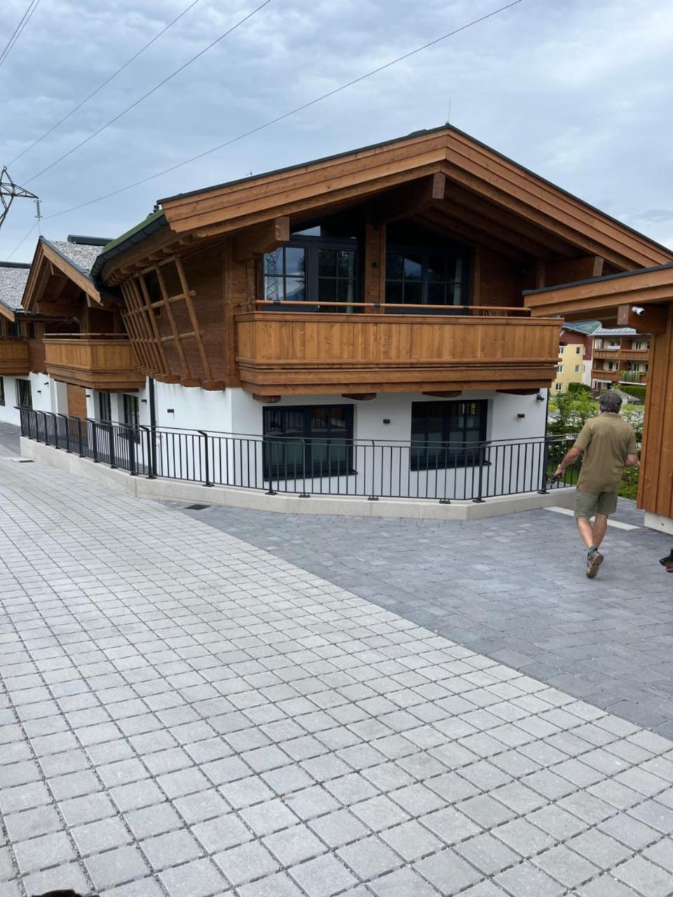Ferienhäuser Schweitzer — 4-Star Luxury Hotel in Fieberbrunn, Austria