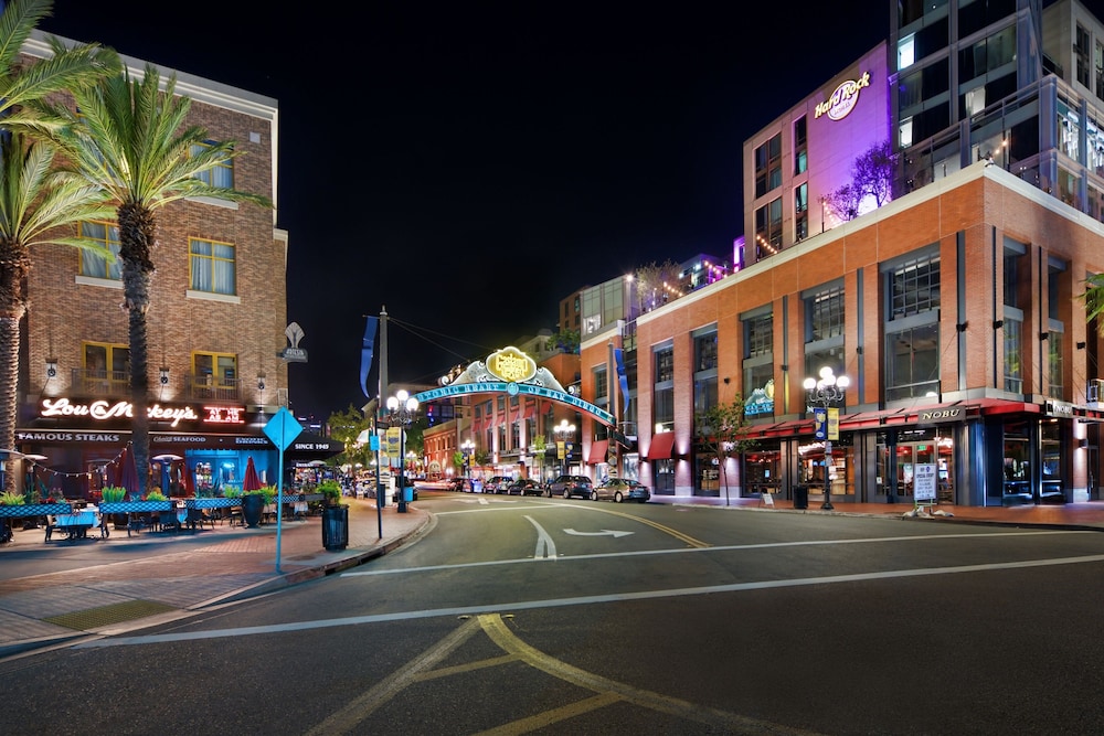 Hotel Indigo San Diego Gaslamp Quarter by IHG - photo 102
