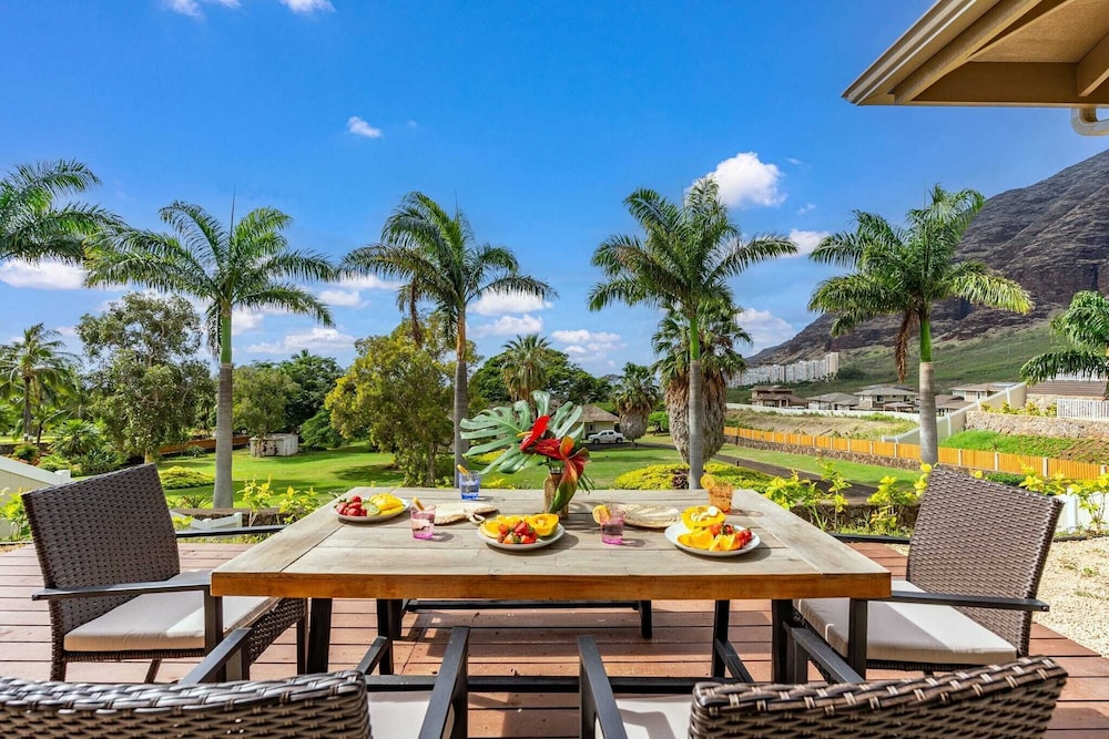 Aloha Breeze by Avantstay Ocean View Near Beach — hotel in Waianae