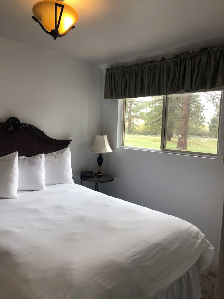 Bay Meadows Resort - photo 11