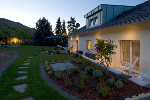 Ferienhaus Panorama Mosel — 4-Star Luxury Hotel in Reil, Germany