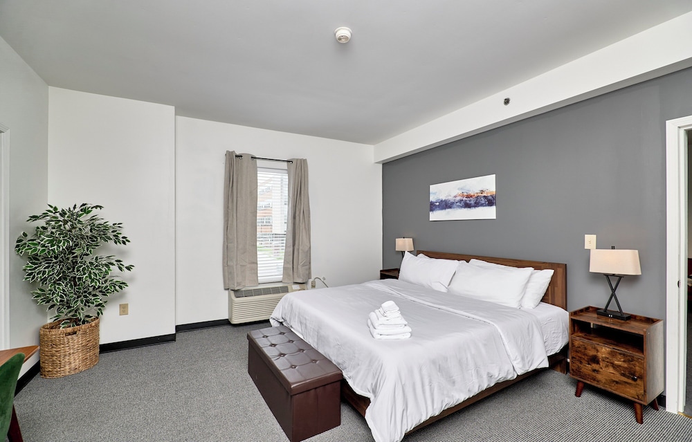 The West End - photo 32
